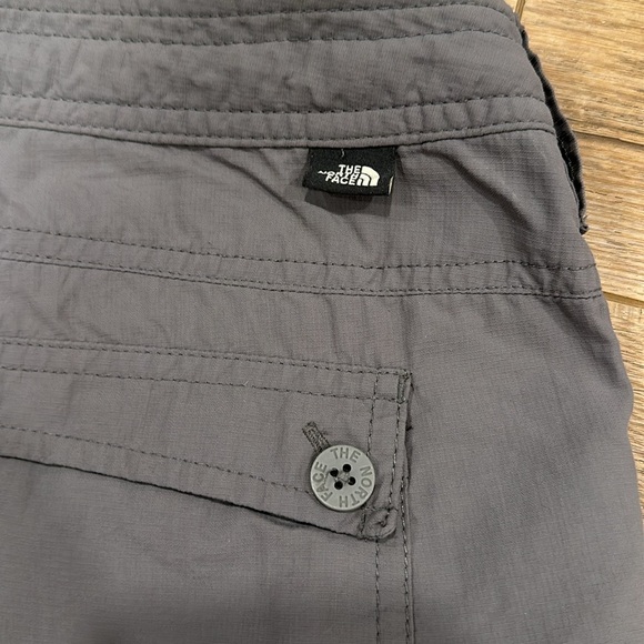 THE NORTH FACE Women’s Pants in Excellent Condition Size Zero - Picture 7 of 7